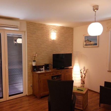 Apartment Asparagus Rovinjsko Selo Εξωτερικό φωτογραφία