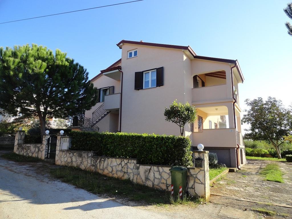 Apartment Asparagus Rovinjsko Selo Δωμάτιο φωτογραφία